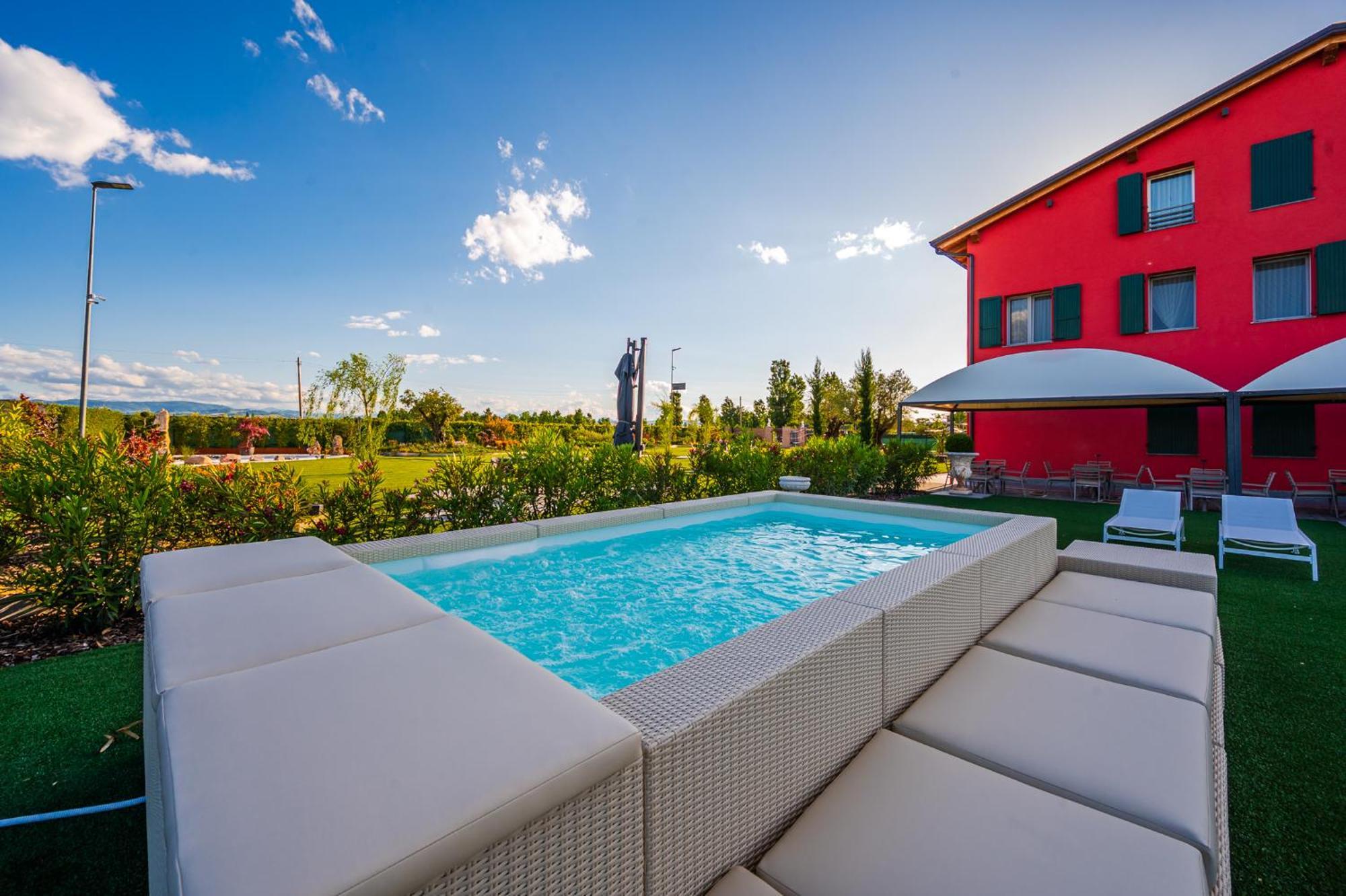 Borgo Degli Ulivi Aparthotel Formigine Exterior photo